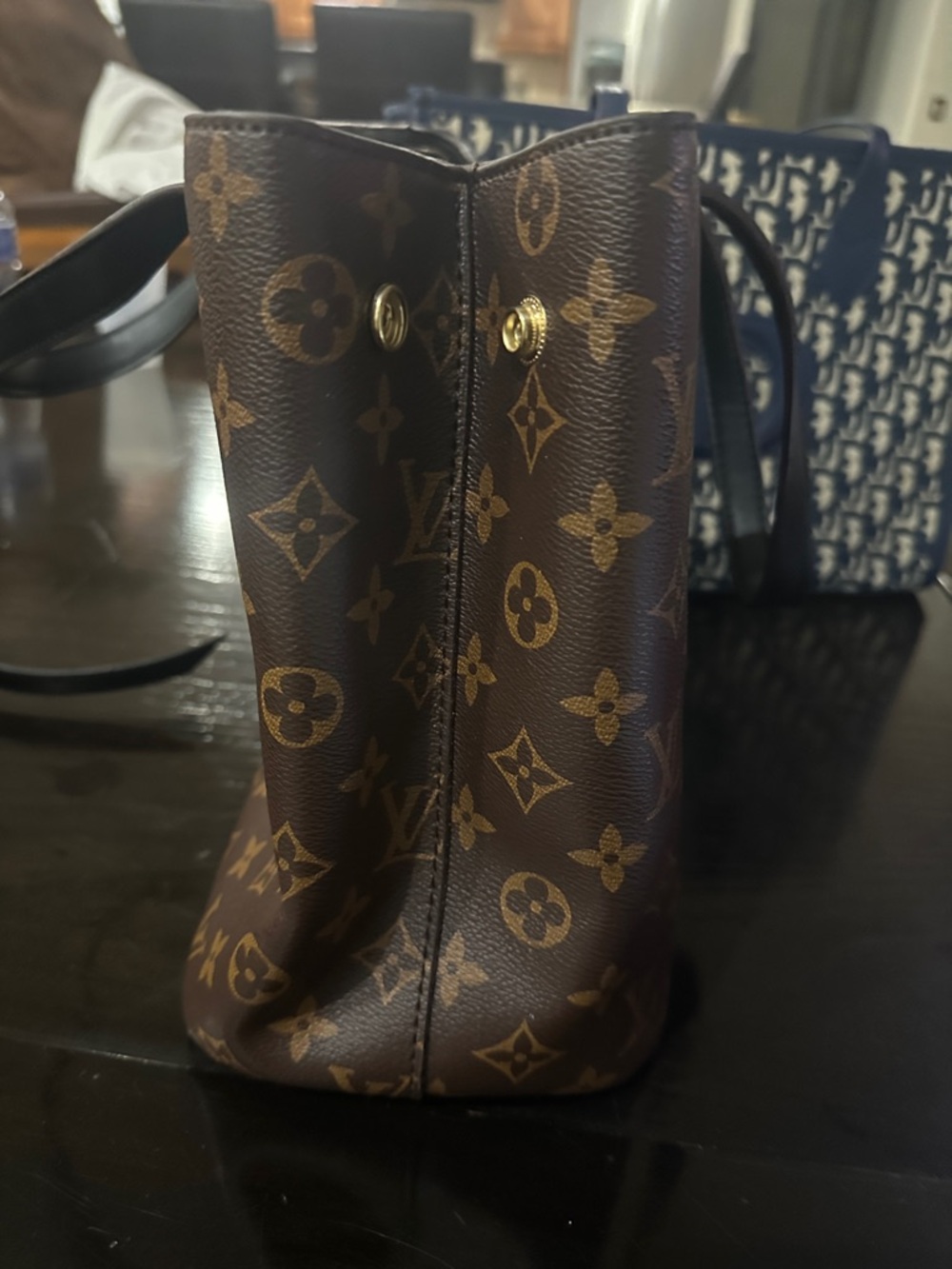 ‼️WOW‼️LV Luxury Monogram Canvas Tote with Black Trim and Gold Accent - Picture 8 of 9